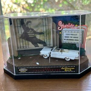 Matchbox Collectibles Elvis Presley 1957 Lincoln Premier Diecast Car 1/64 scale